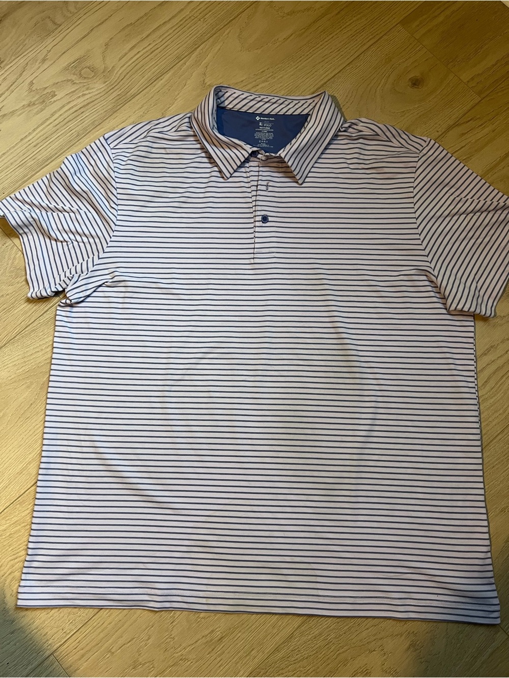 Men’s polo shirt